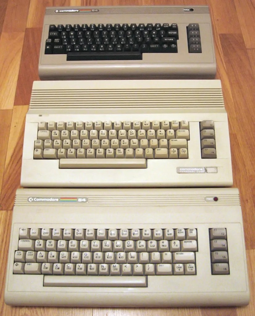 Diverse generazioni di Commodore 64 con diversi Bug