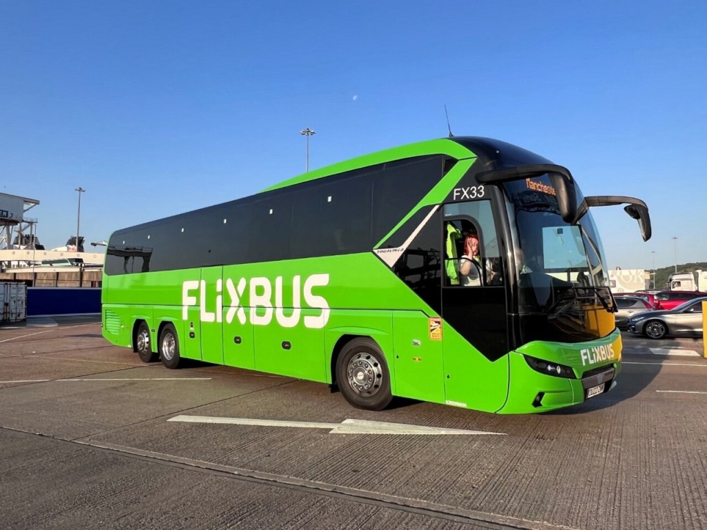 Flixbus: dimenticata in Autogrill, racconta la vicenda sui social