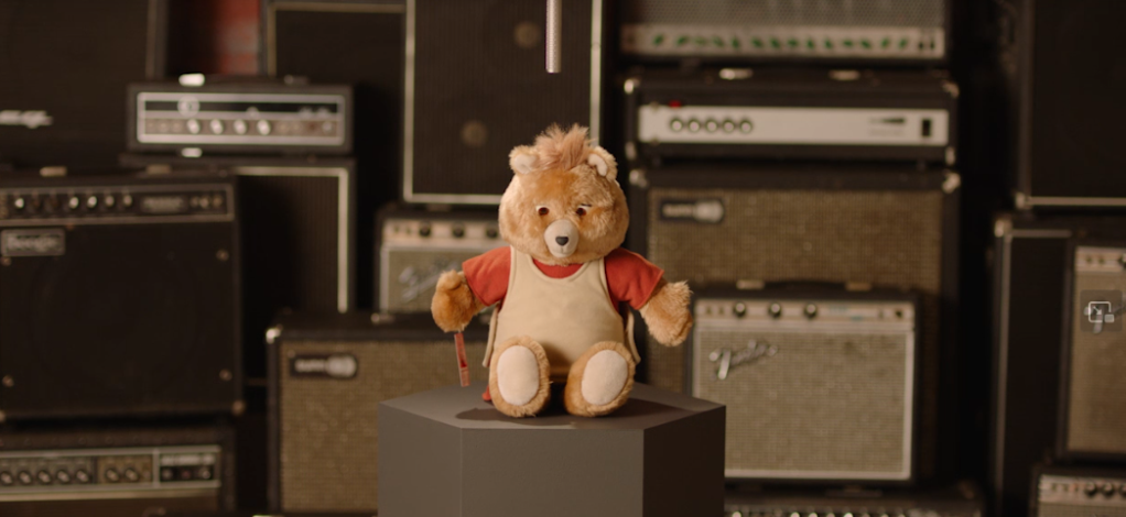 Teddy Ruxpin canta i Green Day